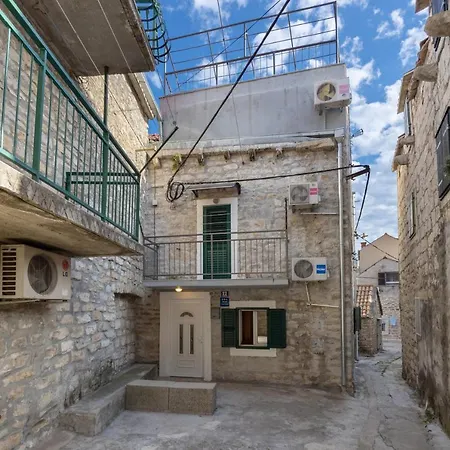 Seaside House Kastel Sucurac, - 19241 Holiday home Kastela
