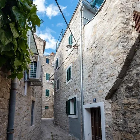 Seaside House Kastel Sucurac, - 19241 Holiday home Kastela