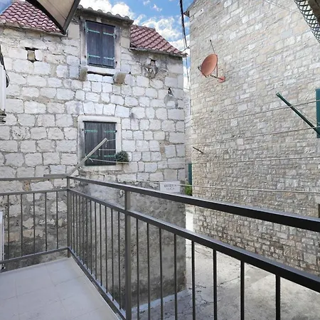 Holiday home Seaside House Kastel Sucurac, - 19241 *